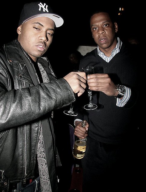 Tout commence au début des années 90, Nas et Jay-Z sont deux jeunes artiste...